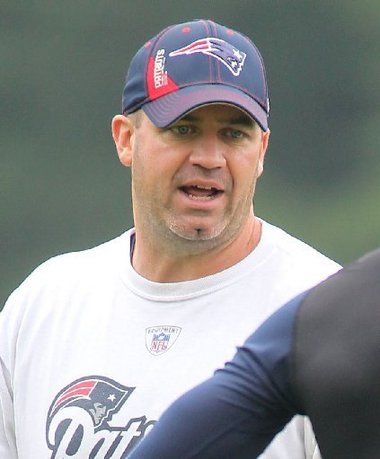 Illustration for article titled I-Team: Why Does New Penn State Coach Bill O'Brien Have A Hole In His Chin?